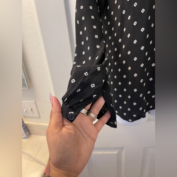 Kate Spade Tie Collar Tiny 4-Leaf clover Lightweight Tunic - Picture 6 of 9